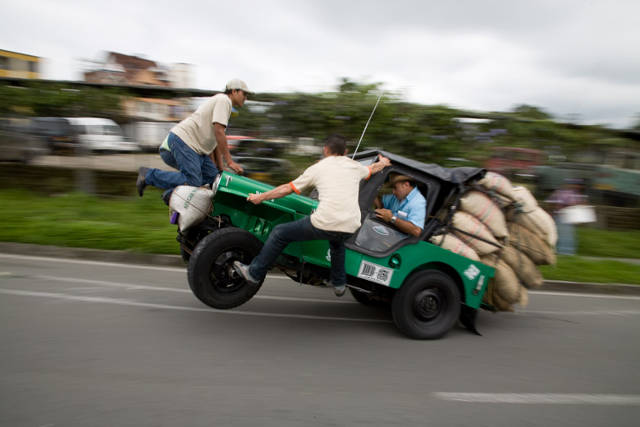 Yipao, la festa delle Jeep in Colombia.